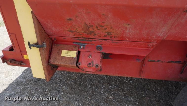 image for item DD7771 Schuler 175CM Cycle Mix feed wagon