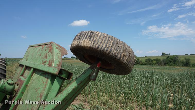 image for item DD7772 John Deere 1508 rotary mower