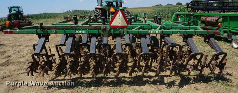 image for item DD7776 John Deere 550 Mulch Master mulch finisher