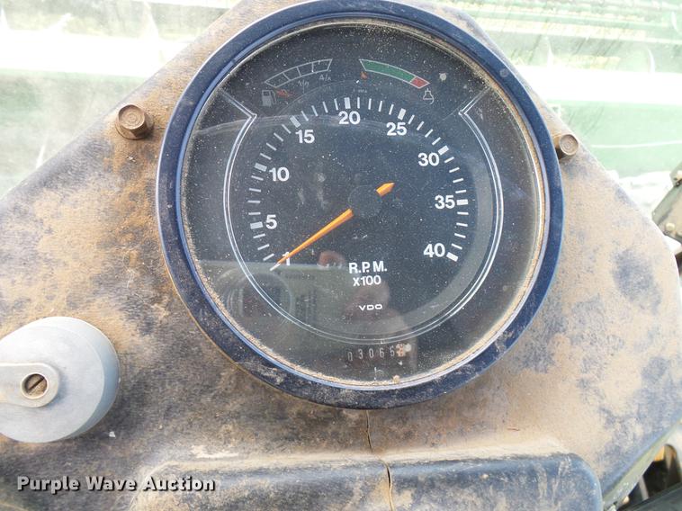 image for item DD8340 1994 John Deere 3830 windrower