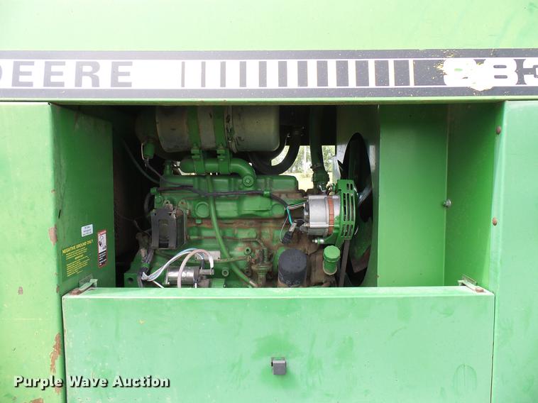 image for item DD8340 1994 John Deere 3830 windrower