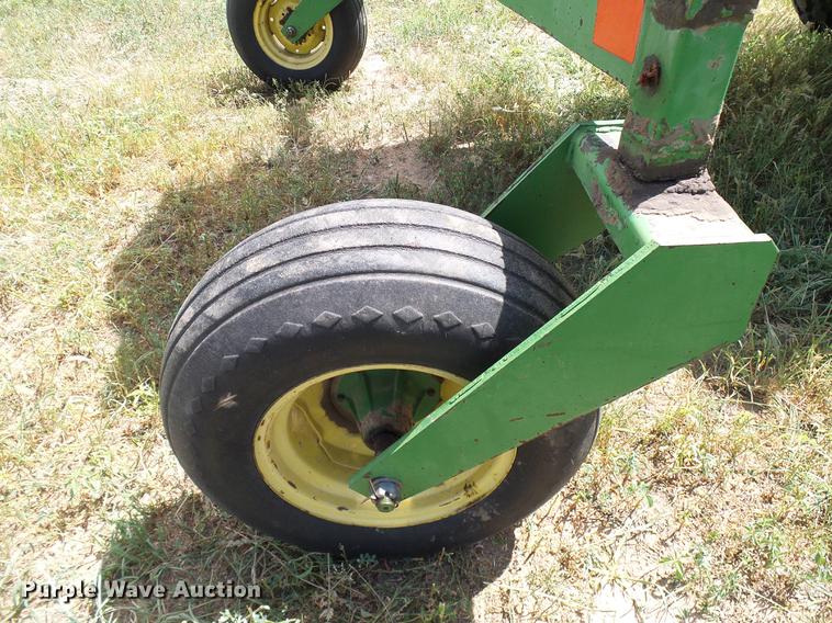 image for item DD8340 1994 John Deere 3830 windrower