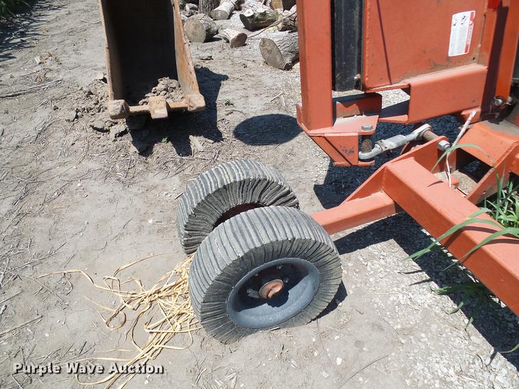 image for item DD8643 2001 Rhino SR20M batwing rotary mower