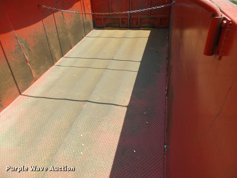 image for item DD8645 1988 International F1954 grain truck