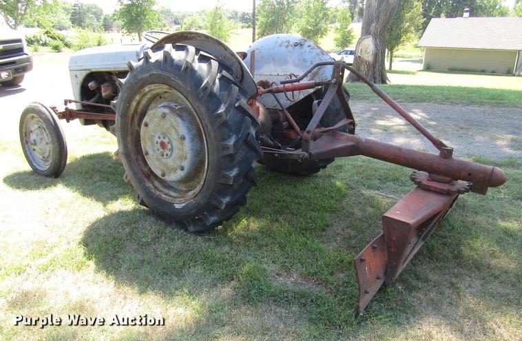 image for item DD8855 Ford 2N tractor