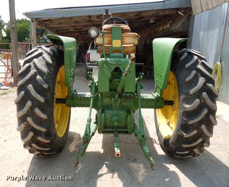 image for item DE1828 1961 John Deere 3010 tractor