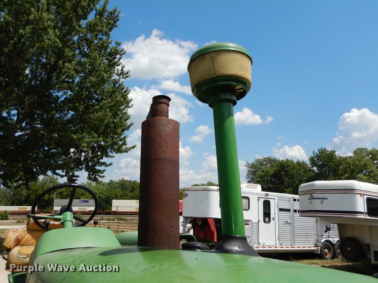 image for item DE1828 1961 John Deere 3010 tractor