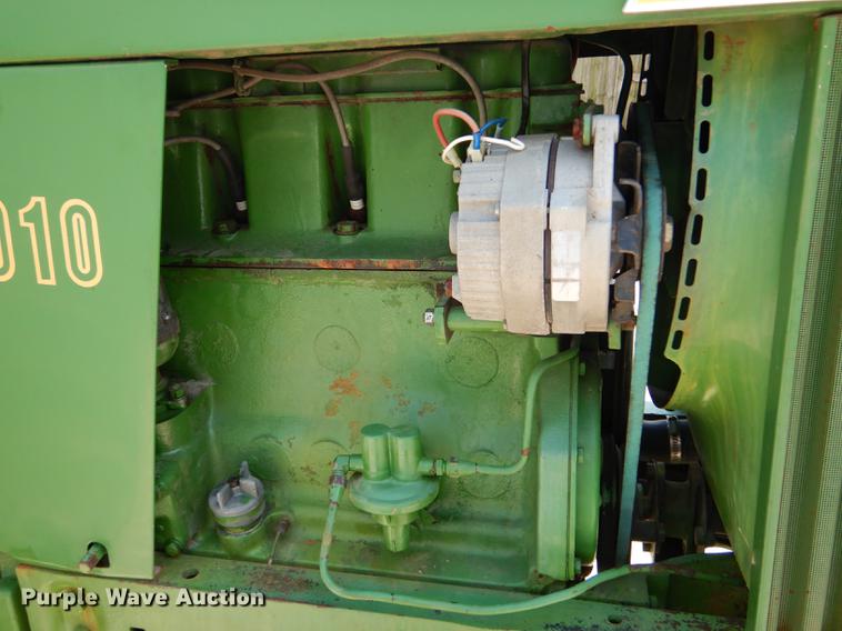 image for item DE1828 1961 John Deere 3010 tractor