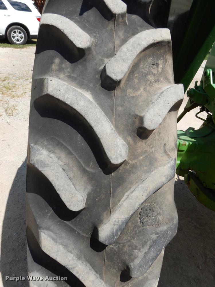 image for item DE1828 1961 John Deere 3010 tractor