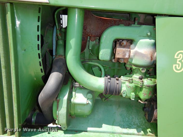 image for item DE1828 1961 John Deere 3010 tractor