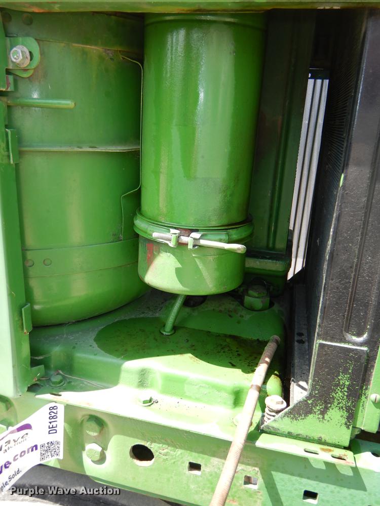 image for item DE1828 1961 John Deere 3010 tractor