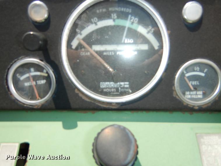 image for item DE1828 1961 John Deere 3010 tractor