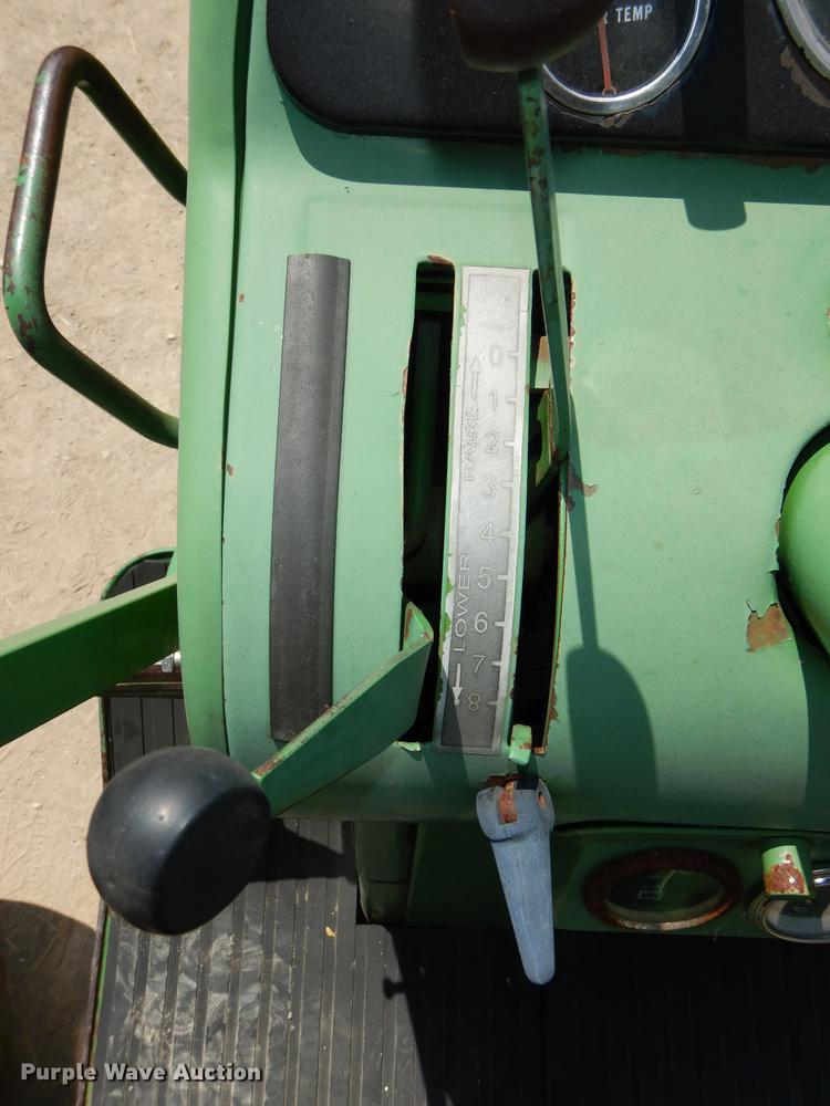 image for item DE1828 1961 John Deere 3010 tractor