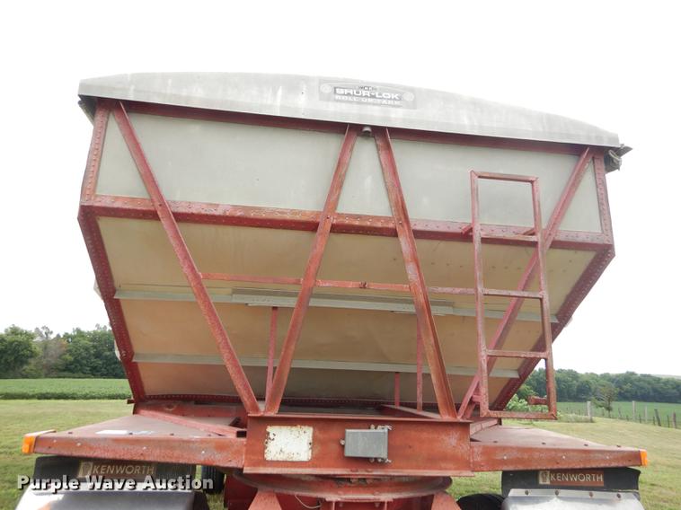 image for item DE1839 1976 Doonan pup trailer