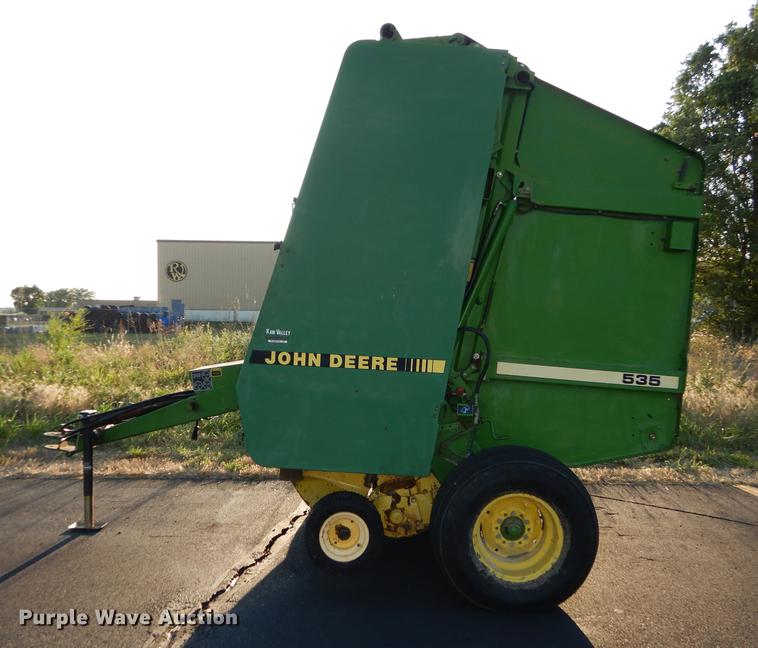 image for item DE1851 1991 John Deere 535 round baler