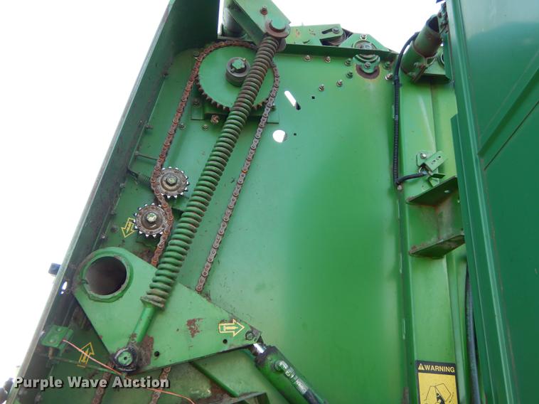 image for item DE1851 1991 John Deere 535 round baler