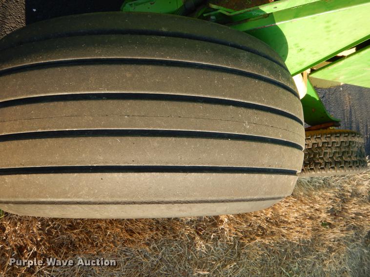 image for item DE1851 1991 John Deere 535 round baler