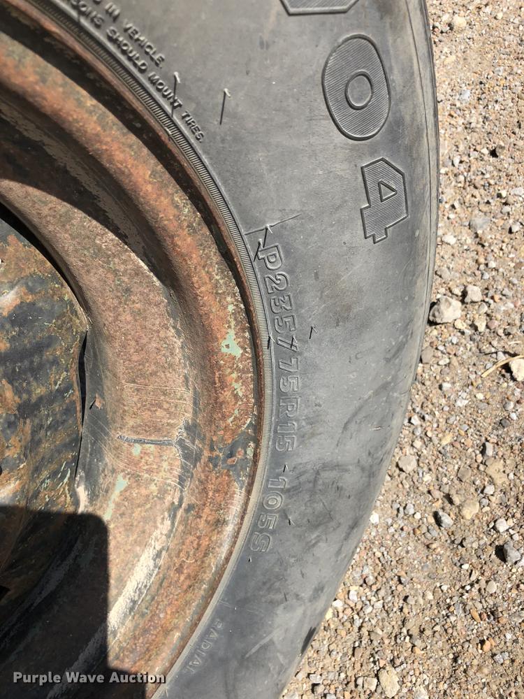 image for item DE2954 1998 John Deere 893 corn head