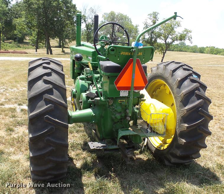 image for item DP9502 John Deere G tractor