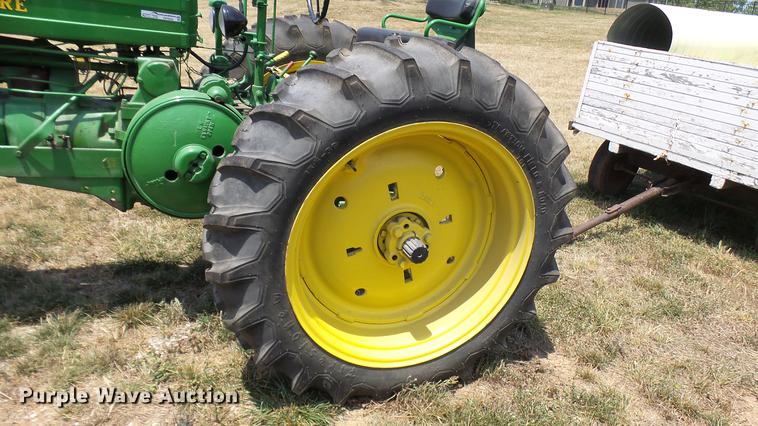 image for item DP9502 John Deere G tractor