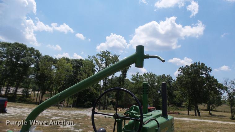 image for item DP9502 John Deere G tractor