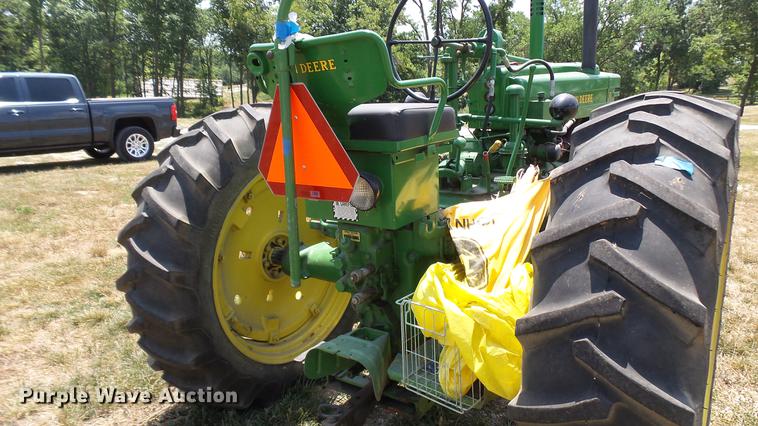 image for item DP9502 John Deere G tractor