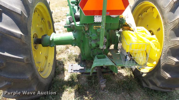 image for item DP9502 John Deere G tractor