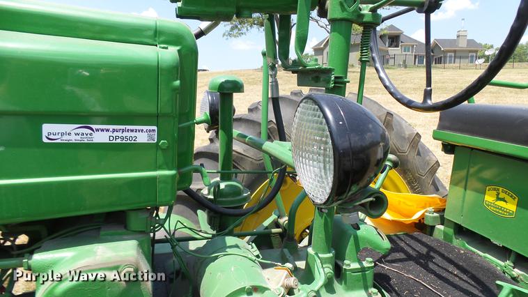 image for item DP9502 John Deere G tractor