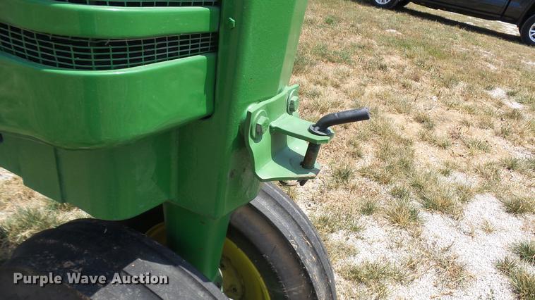 image for item DP9502 John Deere G tractor