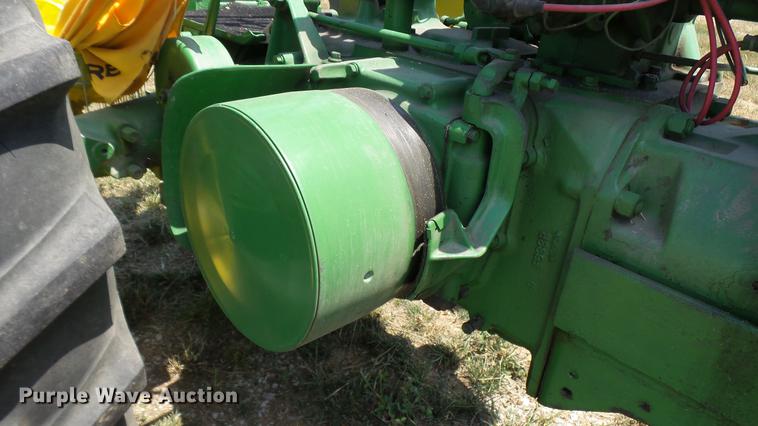 image for item DP9502 John Deere G tractor