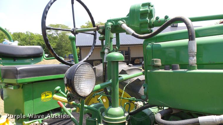 image for item DP9502 John Deere G tractor