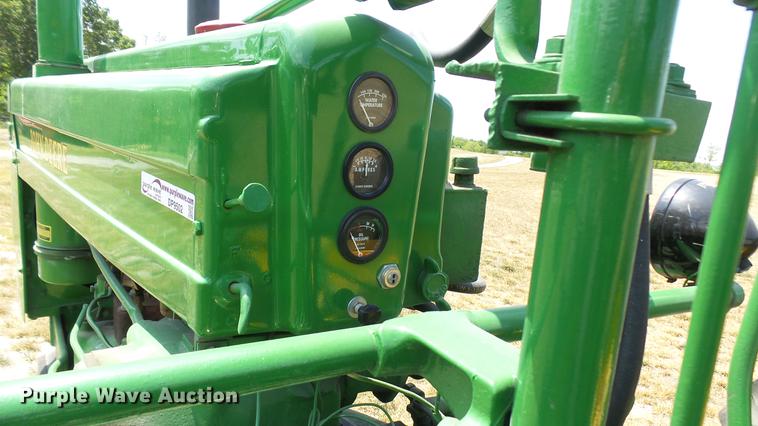 image for item DP9502 John Deere G tractor
