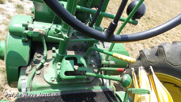 image for item DP9502 John Deere G tractor