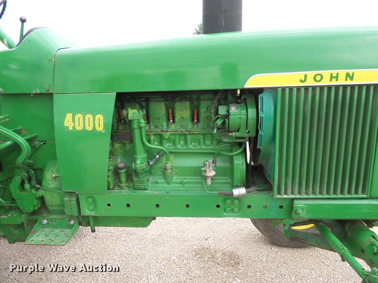 image for item DV9349 John Deere 4000 tractor
