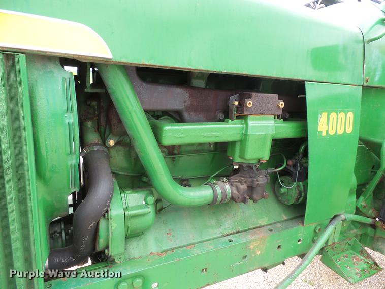 image for item DV9349 John Deere 4000 tractor