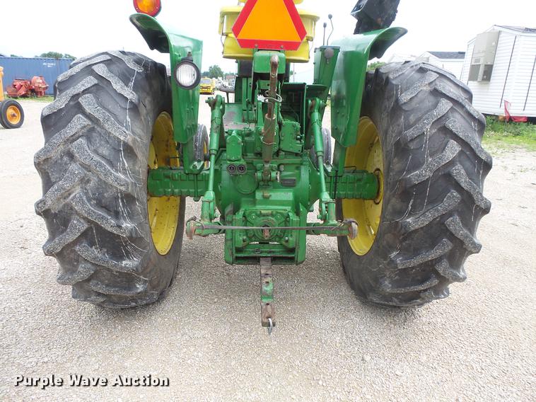 image for item DV9349 John Deere 4000 tractor