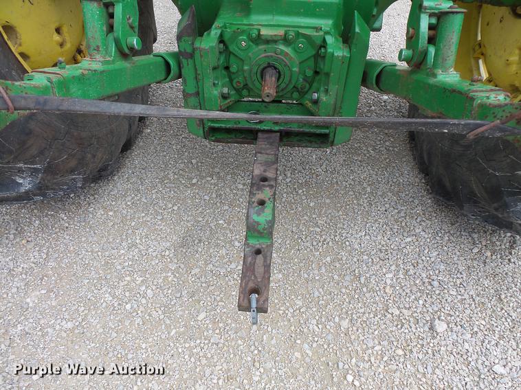 image for item DV9349 John Deere 4000 tractor
