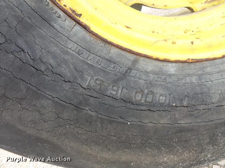 image for item DV9349 John Deere 4000 tractor