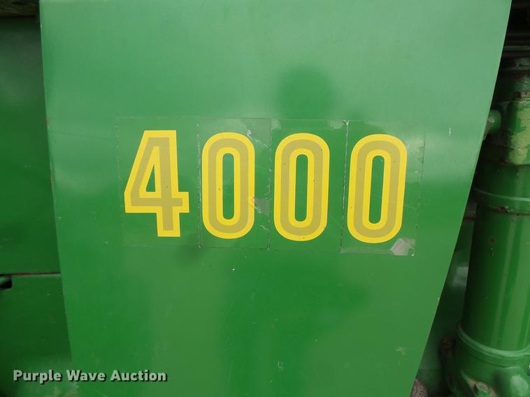 image for item DV9349 John Deere 4000 tractor