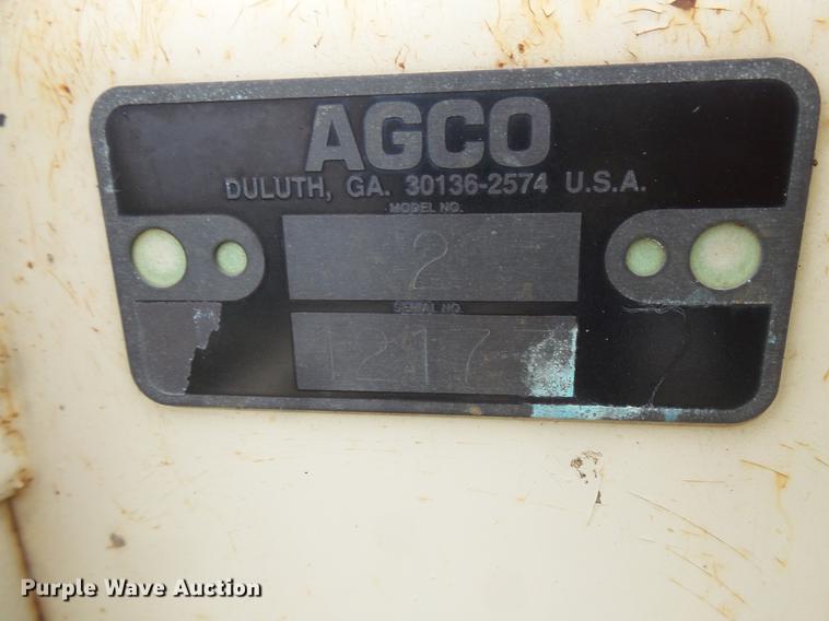 image for item DV9352 AGCO 2 loader