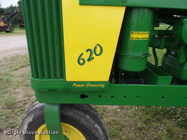 image for item DV9363 John Deere 620 tractor