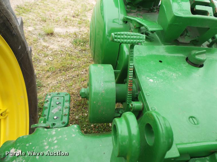 image for item DV9363 John Deere 620 tractor