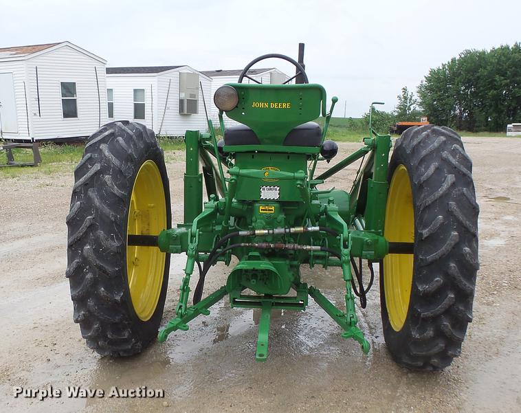 image for item DV9366 John Deere 50 tractor