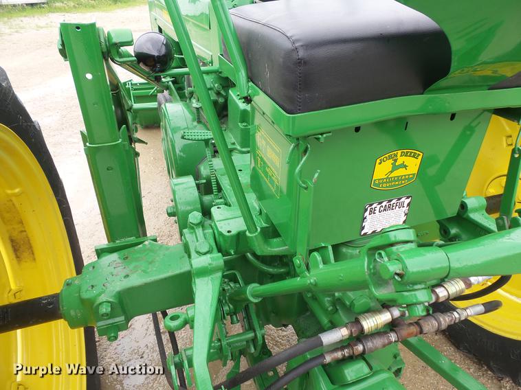 image for item DV9366 John Deere 50 tractor