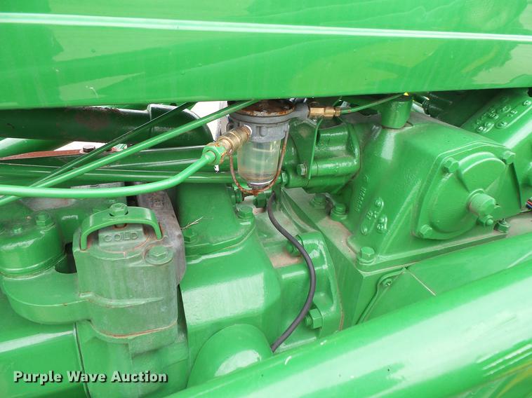 image for item DV9366 John Deere 50 tractor