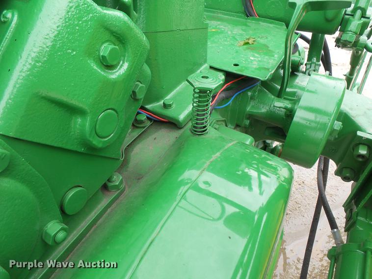 image for item DV9366 John Deere 50 tractor