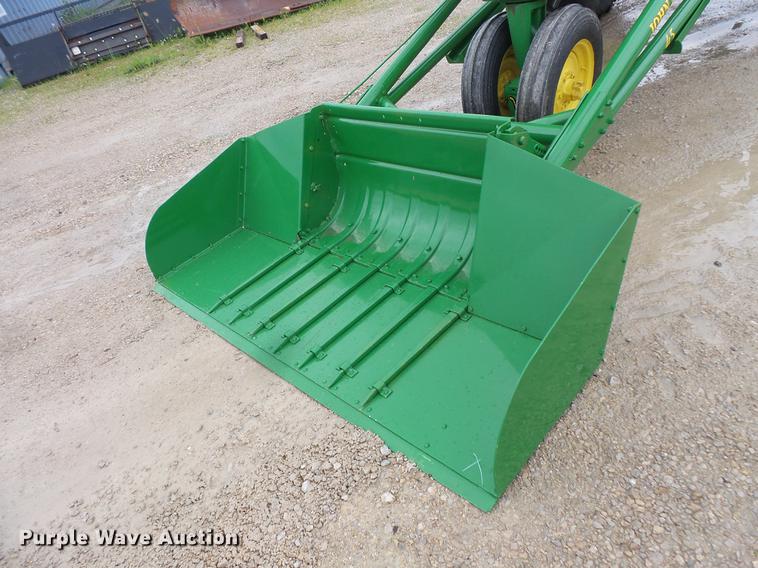 image for item DV9366 John Deere 50 tractor