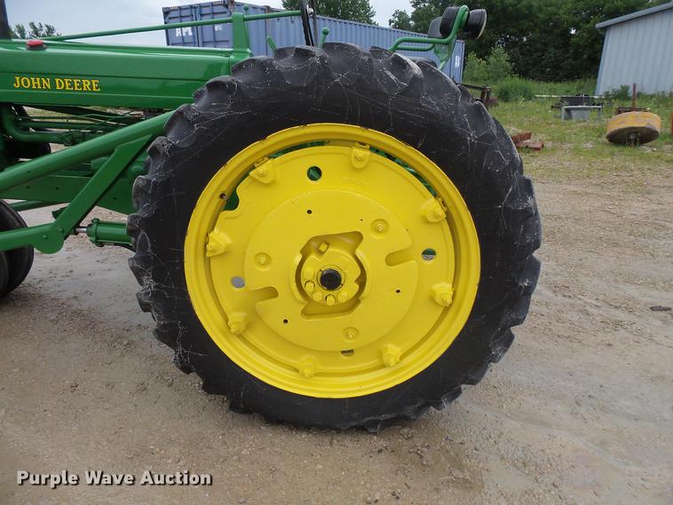 image for item DV9366 John Deere 50 tractor