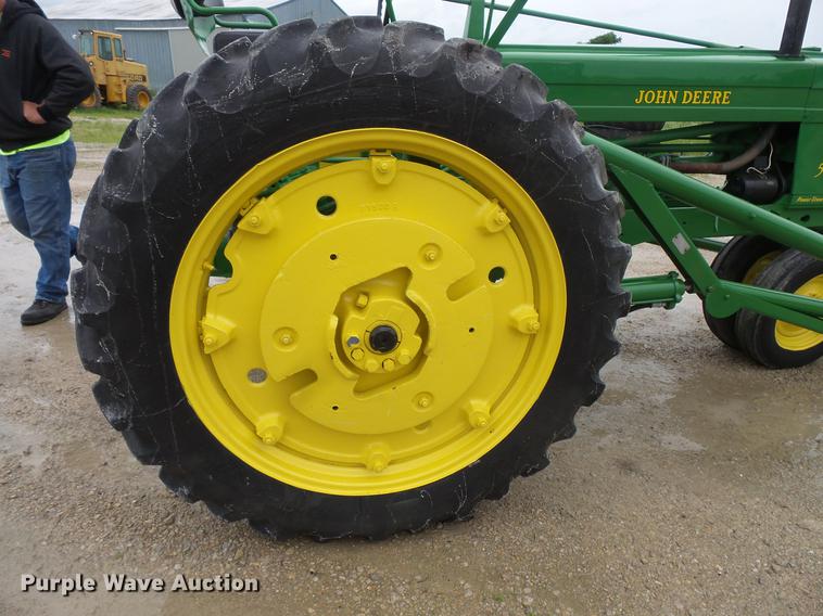 image for item DV9366 John Deere 50 tractor