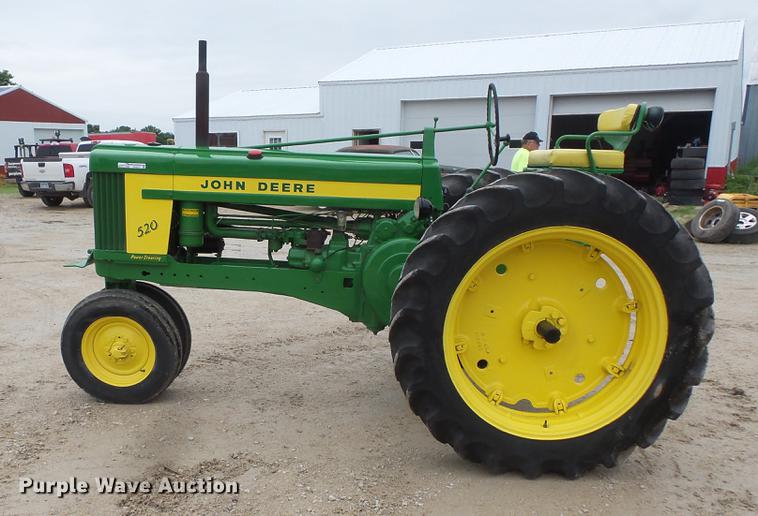 image for item DV9372 John Deere 520 tractor